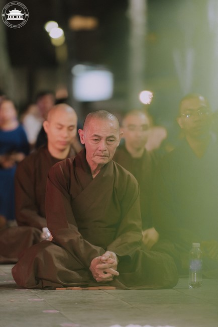 The 6th gratitude ceremony to disciples