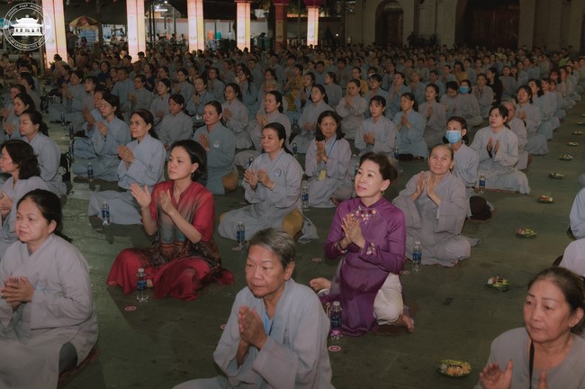 The 6th gratitude ceremony to disciples