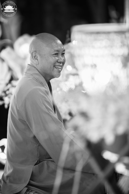 The 6th gratitude ceremony to disciples