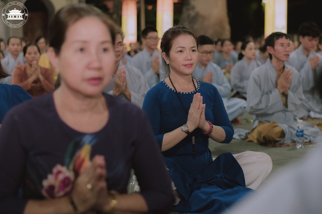 The 6th gratitude ceremony to disciples