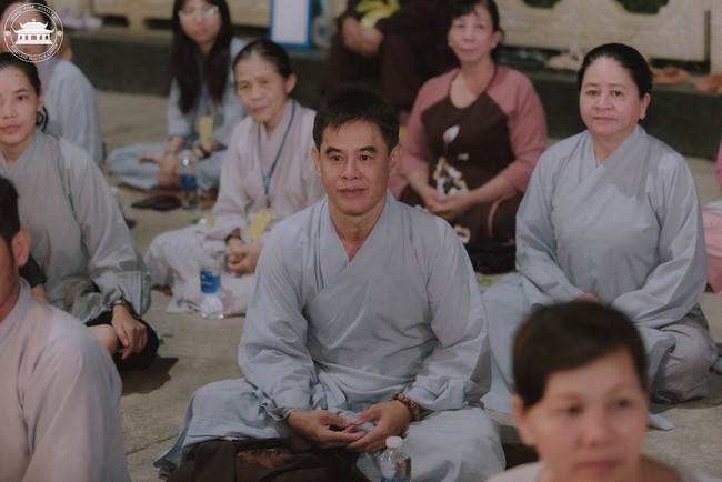 The 6th gratitude ceremony to disciples