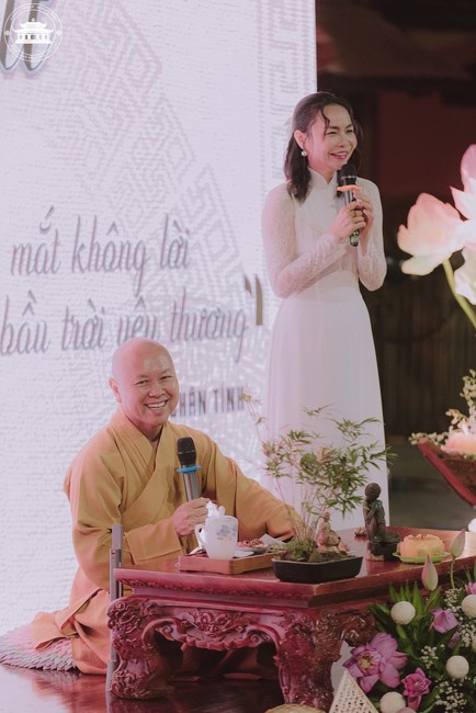 The 6th gratitude ceremony to disciples