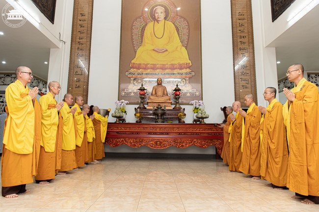 The Ordination Ceremony on Nov. 20th, Year of the Cat