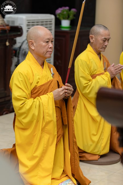 The Ordination Ceremony on Nov. 20th, Year of the Cat