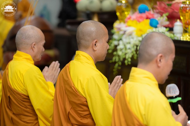 The Ordination Ceremony on Nov. 20th, Year of the Cat