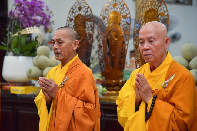 The Ordination Ceremony on Nov. 20th, Year of the Cat