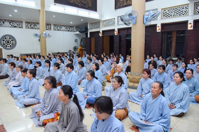 The Ordination Ceremony on Nov. 20th, Year of the Cat