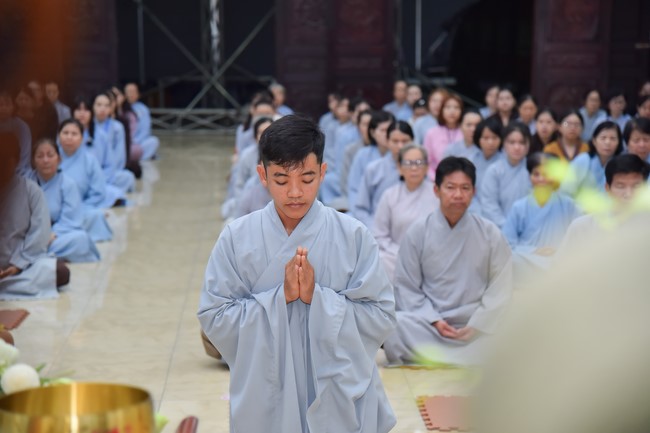 The Ordination Ceremony on Nov. 20th, Year of the Cat