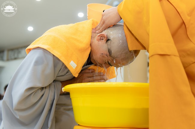 The Ordination Ceremony on Nov. 20th, Year of the Cat