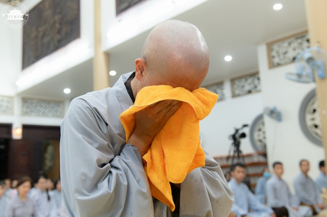 The Ordination Ceremony on Nov. 20th, Year of the Cat