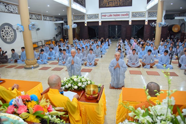 The Ordination Ceremony on Nov. 20th, Year of the Cat