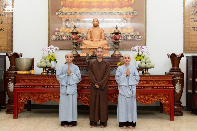 The Ordination Ceremony on Nov. 20th, Year of the Cat