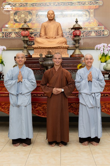 The Ordination Ceremony on Nov. 20th, Year of the Cat