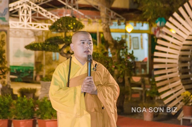 Commemorating enlightened achievement of Bodhisattva Siddhartha at Dong Cao pagoda