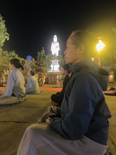 Commemorating enlightened achievement of Bodhisattva Siddhartha at Dong Cao pagoda