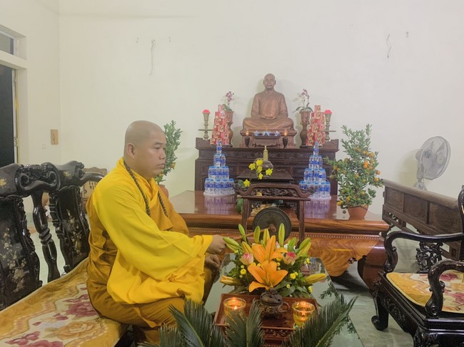 Commemorating enlightened achievement of Bodhisattva Siddhartha at Dong Cao pagoda
