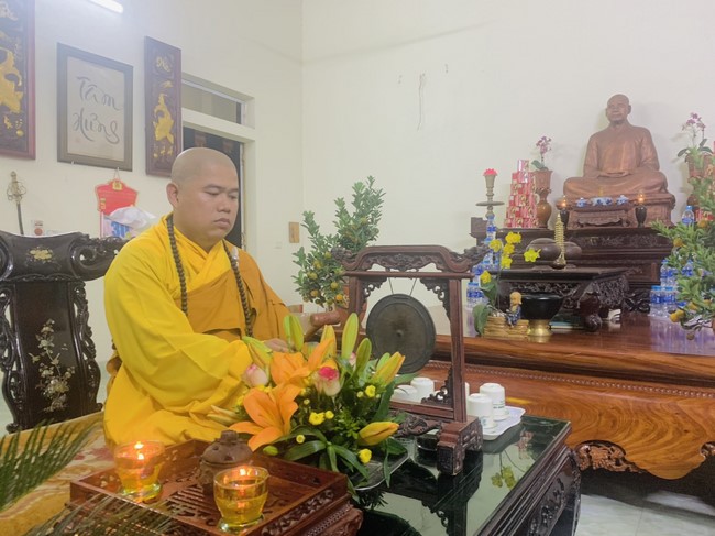Commemorating enlightened achievement of Bodhisattva Siddhartha at Dong Cao pagoda