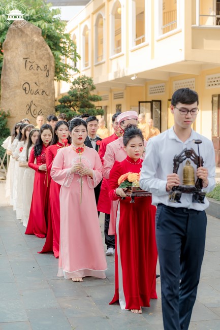 Wedding Ceremony at the pagoda