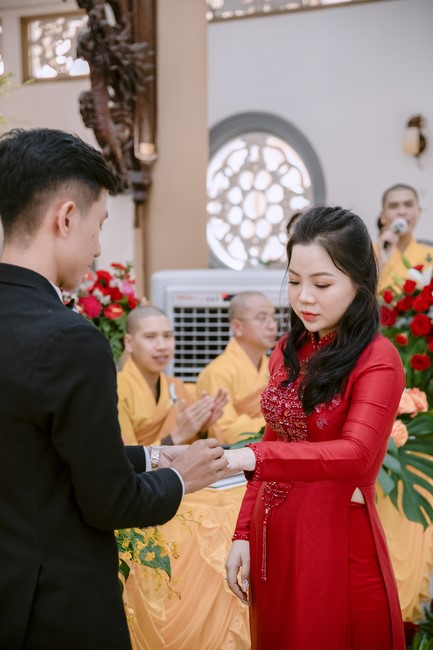 Wedding Ceremony at the pagoda