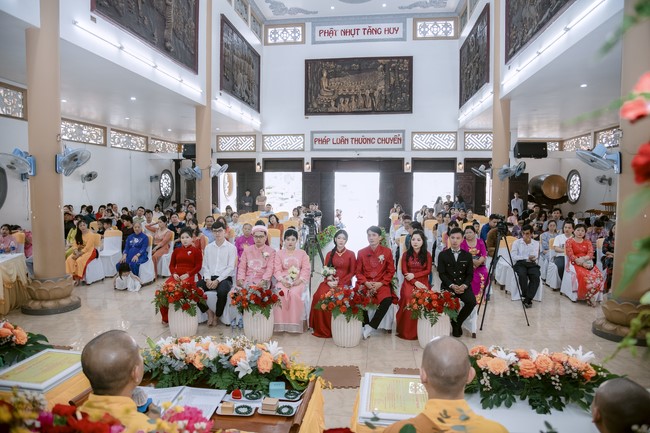 Wedding Ceremony at the pagoda