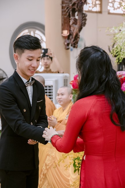 Wedding Ceremony at the pagoda