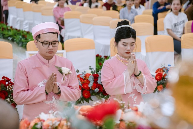 Wedding Ceremony at the pagoda