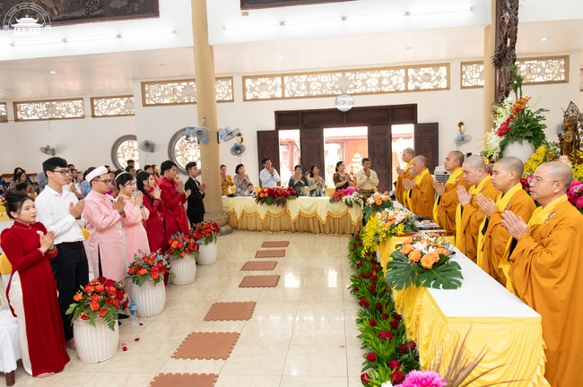 Wedding Ceremony at the pagoda