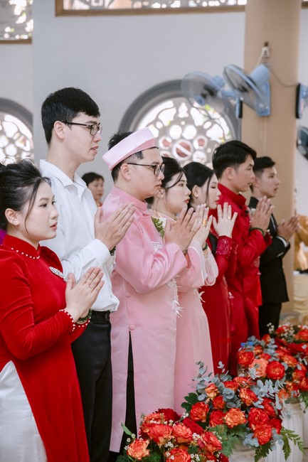 Wedding Ceremony at the pagoda