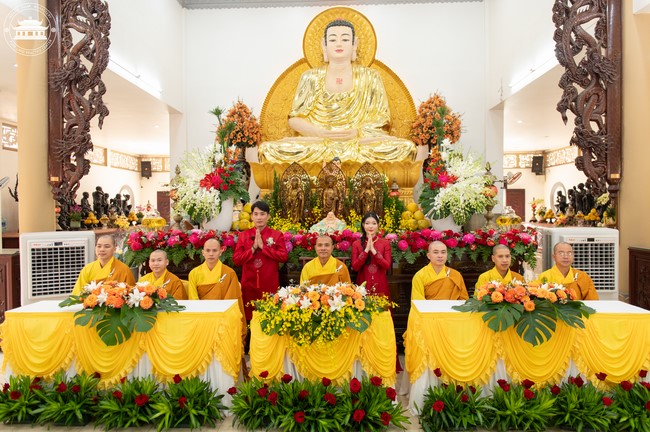 Wedding Ceremony at the pagoda