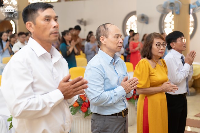 Wedding Ceremony at the pagoda