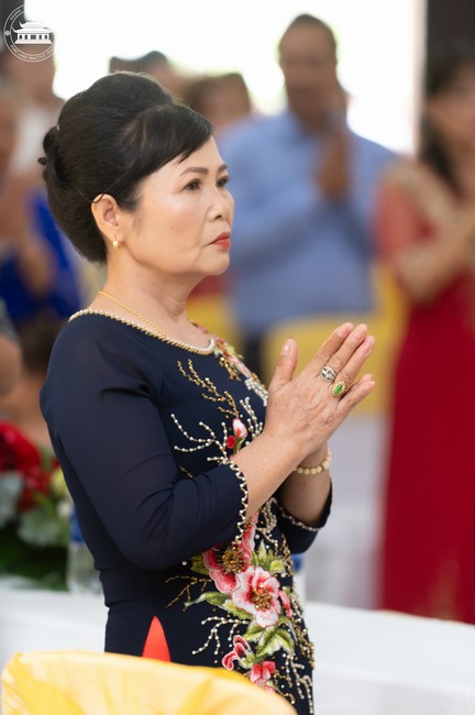 Wedding Ceremony at the pagoda
