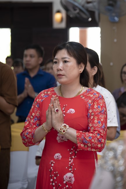 Wedding Ceremony at the pagoda