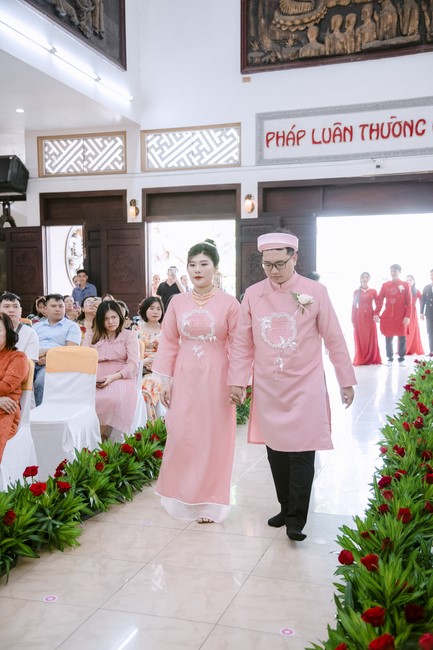 Wedding Ceremony at the pagoda