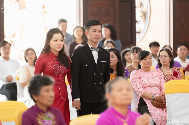 Wedding Ceremony at the pagoda