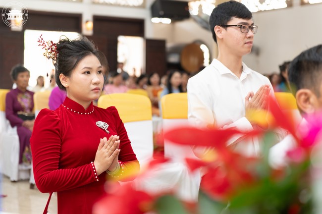 Wedding Ceremony at the pagoda