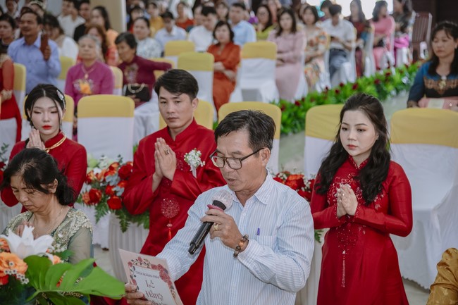 Wedding Ceremony at the pagoda
