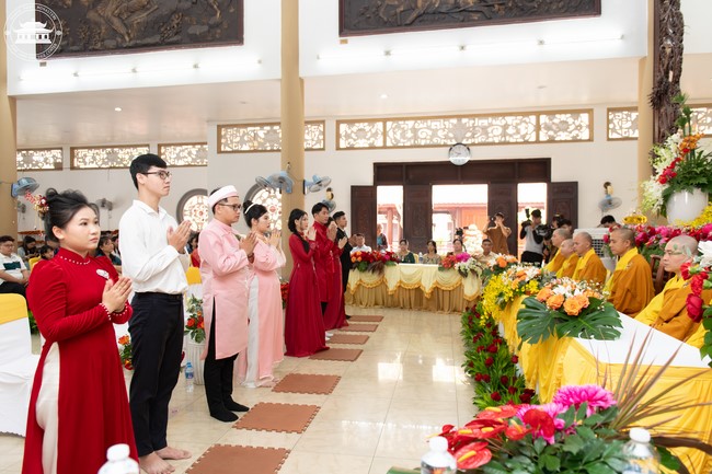 Wedding Ceremony at the pagoda