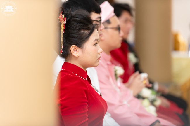 Wedding Ceremony at the pagoda