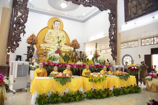 Wedding Ceremony at the pagoda