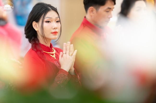 Wedding Ceremony at the pagoda