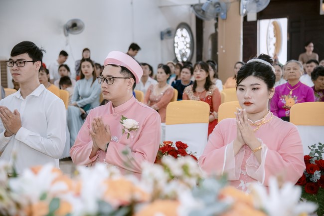 Wedding Ceremony at the pagoda