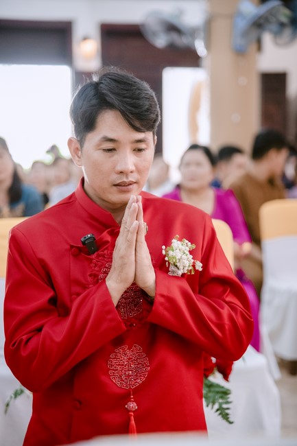 Wedding Ceremony at the pagoda