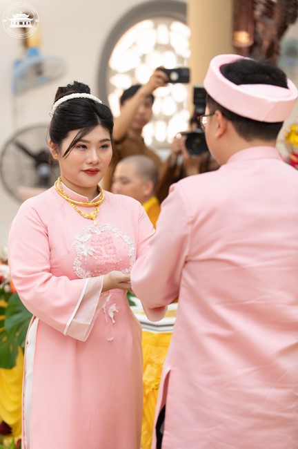 Wedding Ceremony at the pagoda