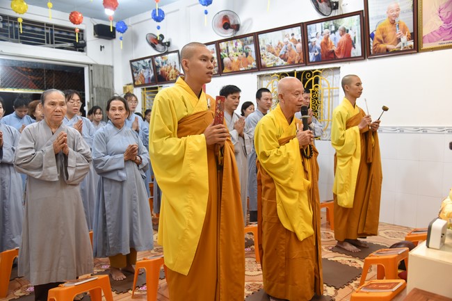 The 6th gratitude Ceremony and One-Day Practice at Minh Chat ashram in Can Tho