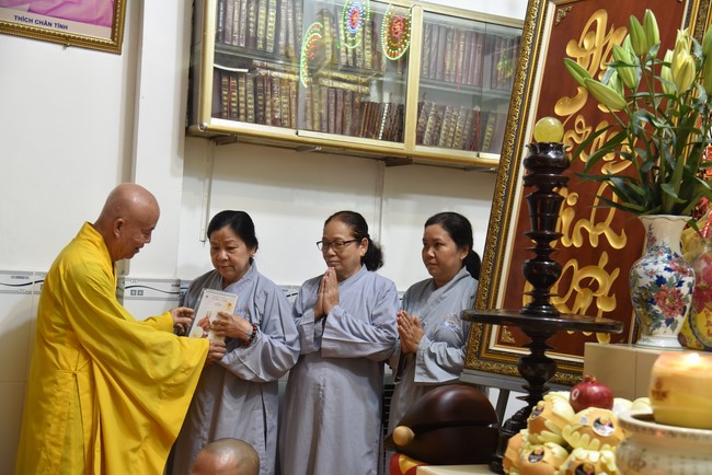 The 6th gratitude Ceremony and One-Day Practice at Minh Chat ashram in Can Tho