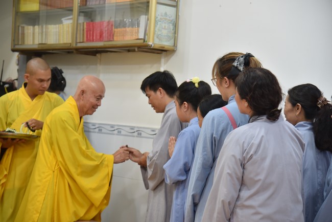 The 6th gratitude Ceremony and One-Day Practice at Minh Chat ashram in Can Tho