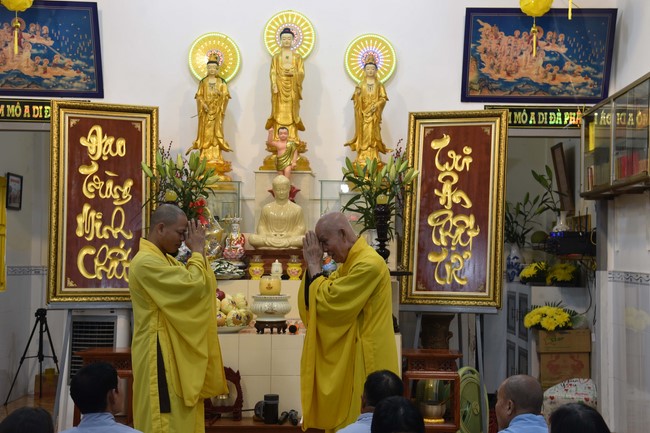 The 6th gratitude Ceremony and One-Day Practice at Minh Chat ashram in Can Tho
