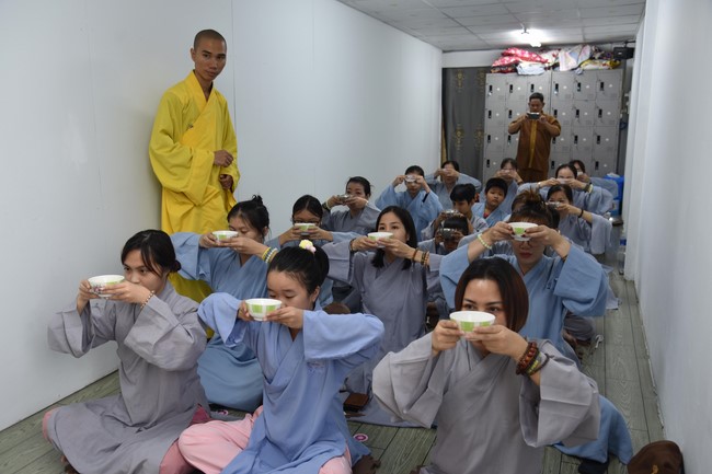 The 6th gratitude Ceremony and One-Day Practice at Minh Chat ashram in Can Tho