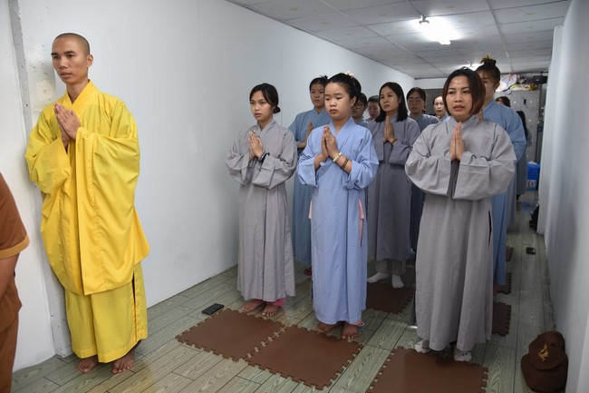 The 6th gratitude Ceremony and One-Day Practice at Minh Chat ashram in Can Tho