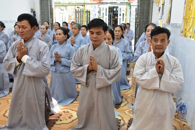 The 6th gratitude Ceremony and One-Day Practice at Minh Chat ashram in Can Tho